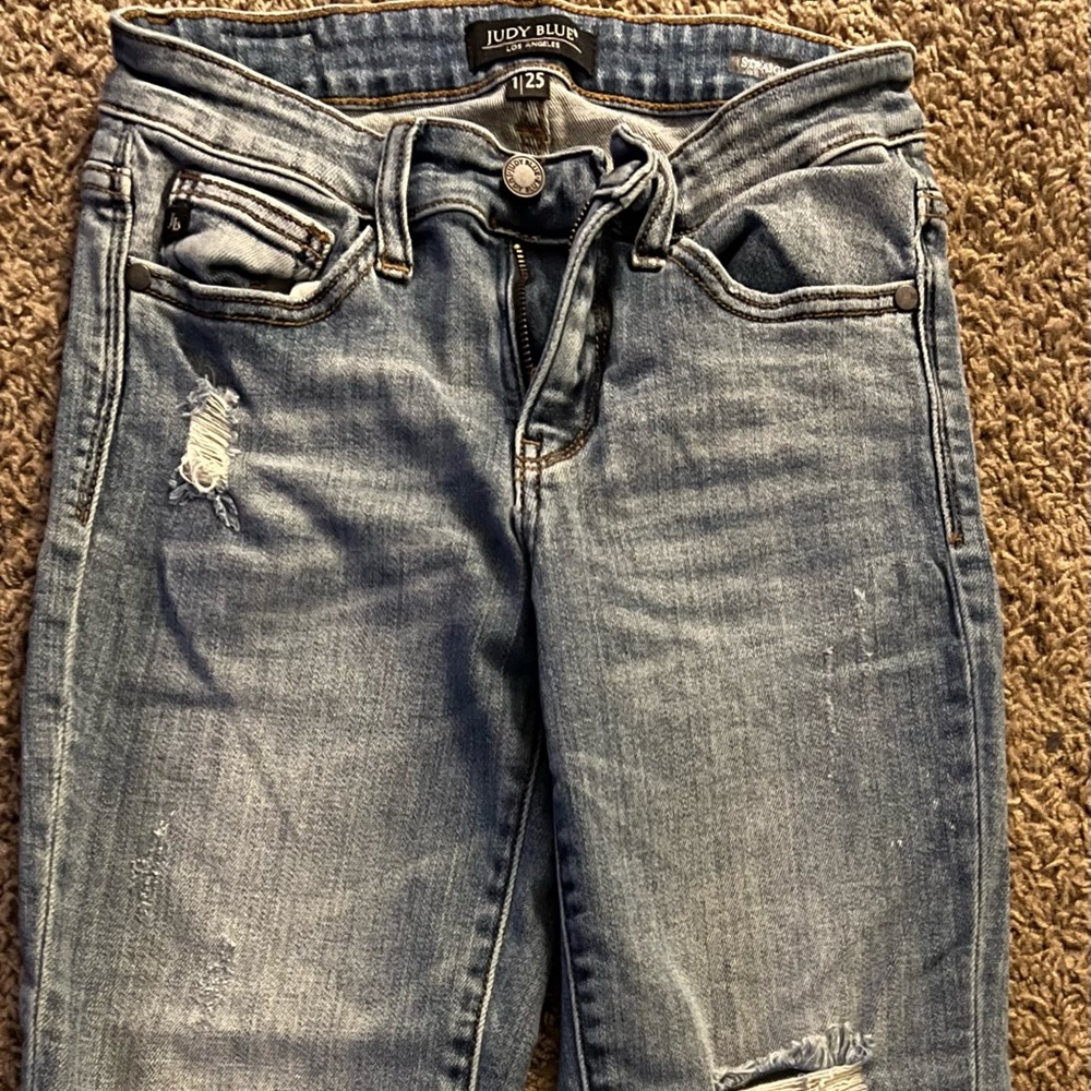 Judy blue size 1 straight leg jeans with cuff